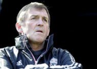 ke KING KENNY DONE IN BY FLOPS ANDY CARROLL, STEWART DOWNING, JORDAN HENDERSON AND CHARLIE ADAM ke KING KENNY DONE IN BY FLOPS ANDY CARROLL, STEWART DOWNING, JORDAN HENDERSON AND CHARLIE ADAM