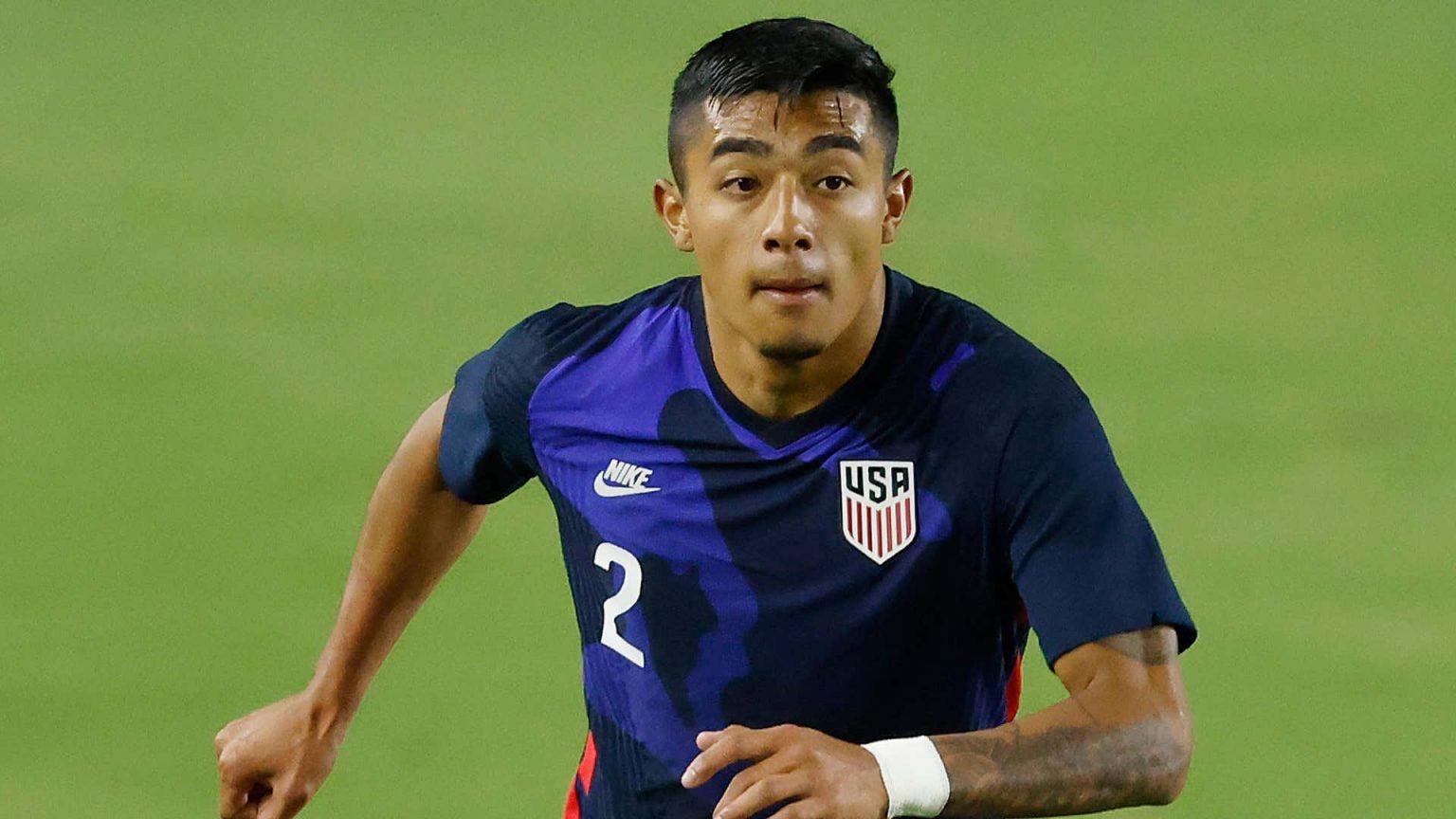 Ex-USMNT Member Julian Araujo Gets Senior Mexico Call-up For The First ...